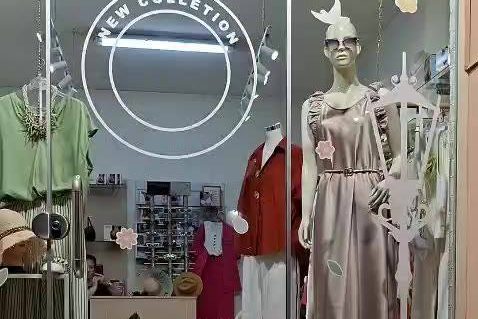 Vitrina e Victoria Boutique në Durrës
